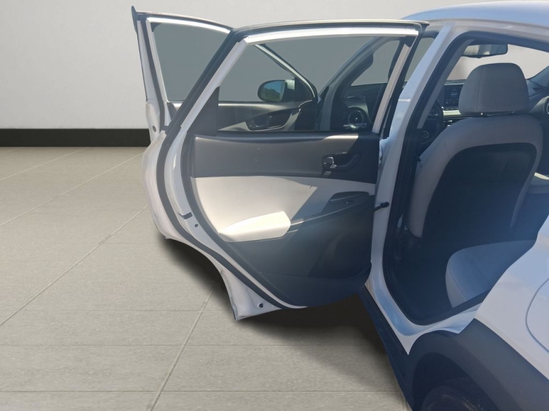 2023 Hyundai Kona SEL - Photo 13