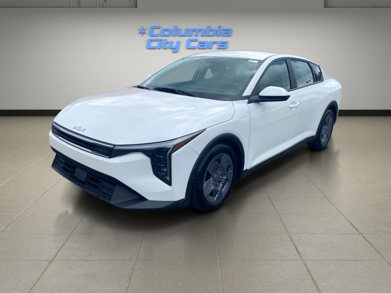 2025 Kia K4 LX AT's photo