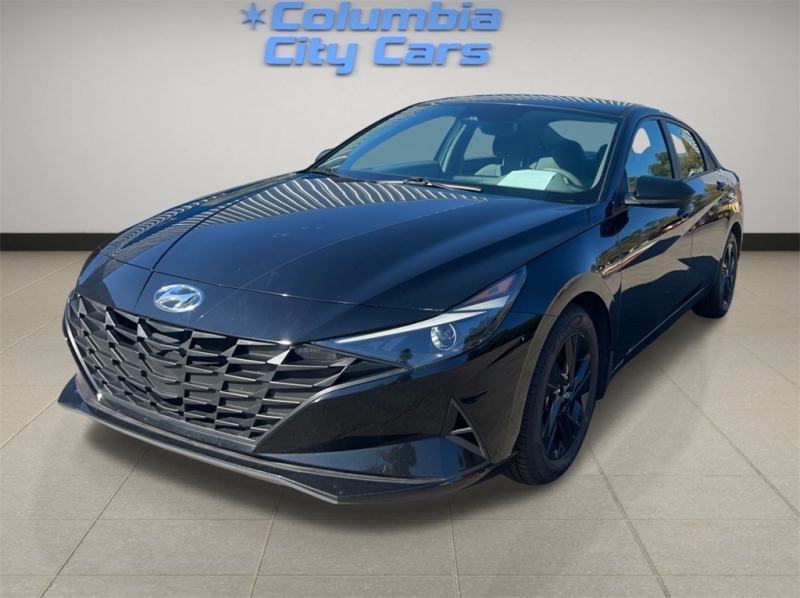 2023 Hyundai Elantra SEL's photo