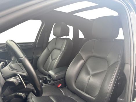 2022 Porsche Macan