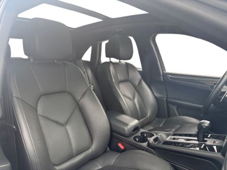 2022 Porsche Macan