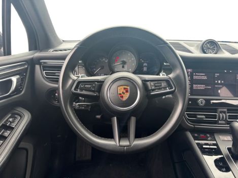 2022 Porsche Macan