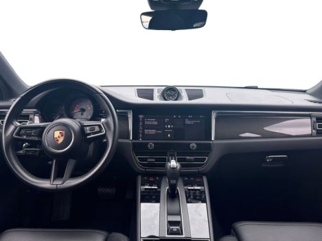 2022 Porsche Macan