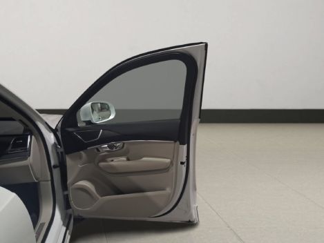 2020 Volvo XC90